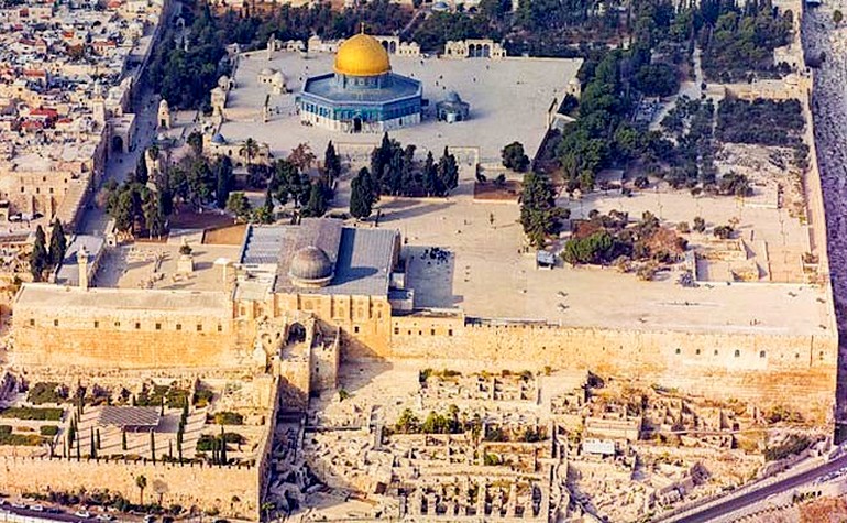 Aerial view of the front of Masjid al-Aqsa