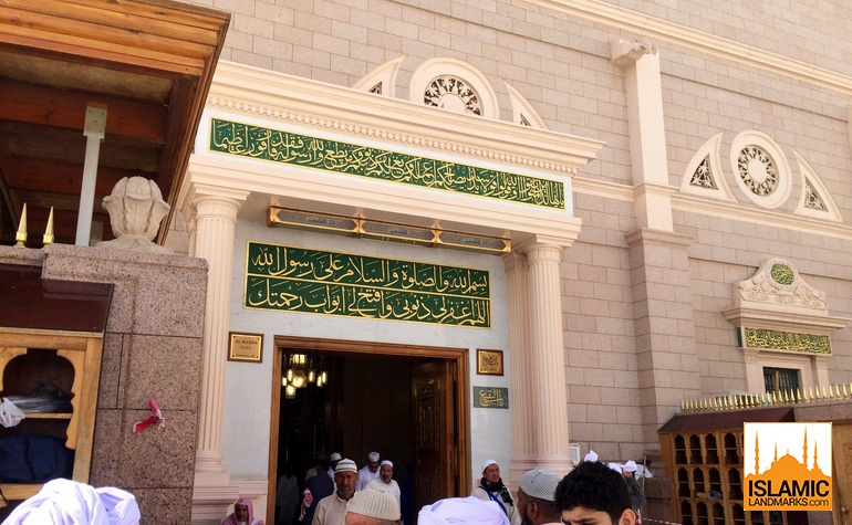 External view of Bab-e-Baqi