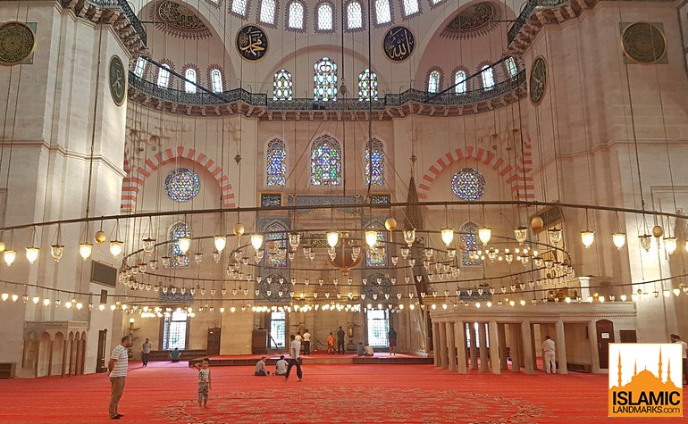Interior of the Suleymaniye mosque