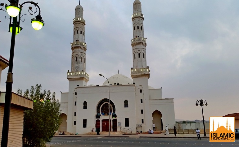 Masjid Areesh Islamic Landmarks