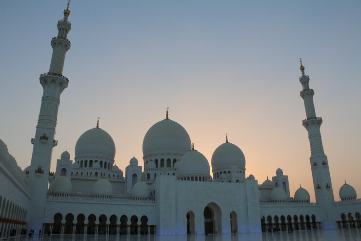 facts about sheikh zayed grand mosque in abu dhabi